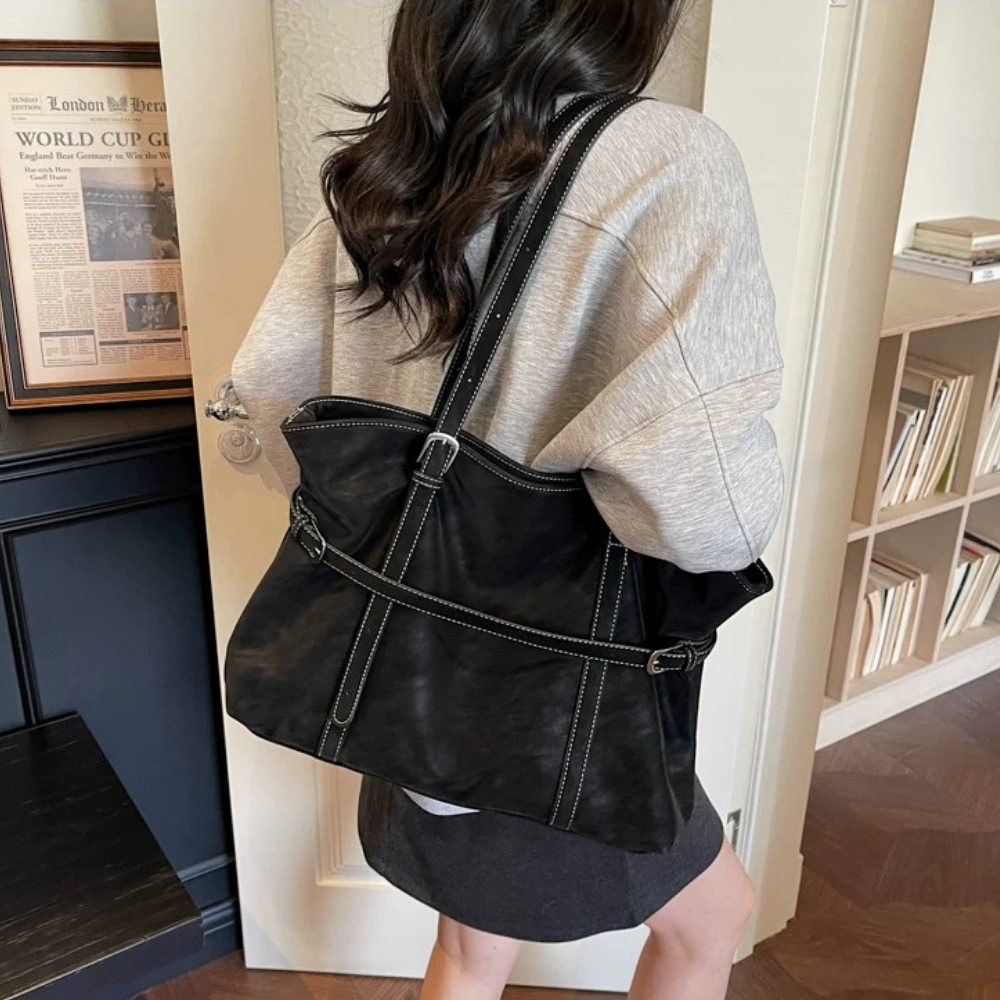 Orika Shoulder Bag