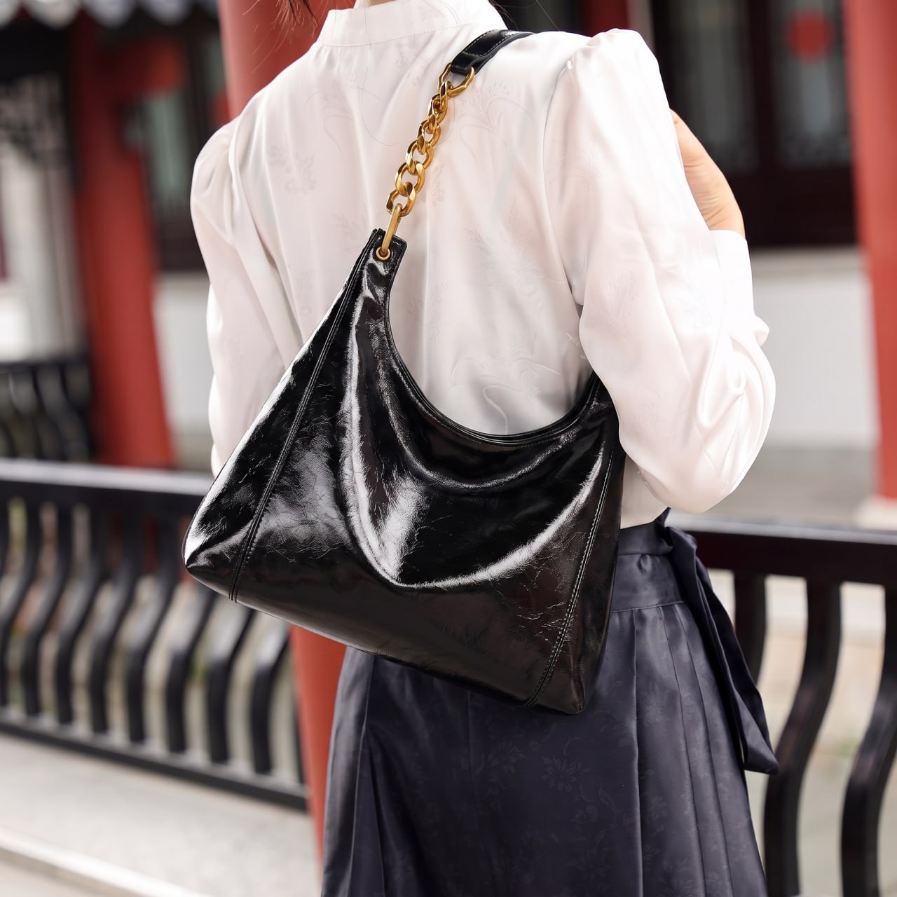 Ruby Vow Shoulder Tote