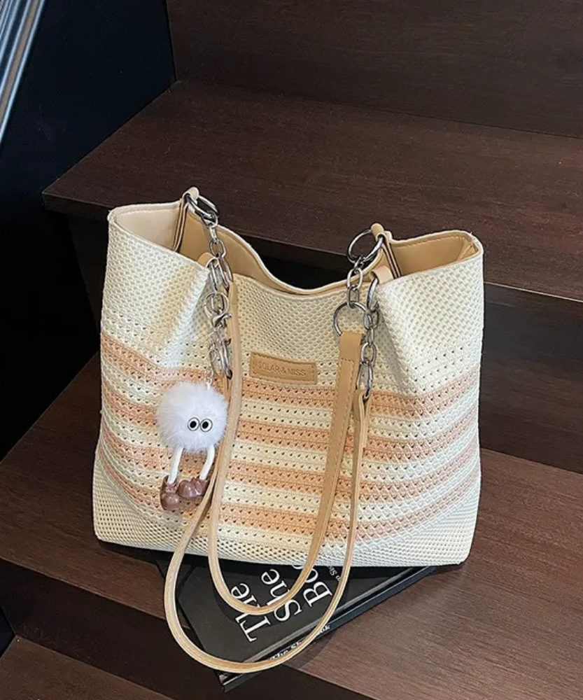 Vivelle Woven Tote Bag