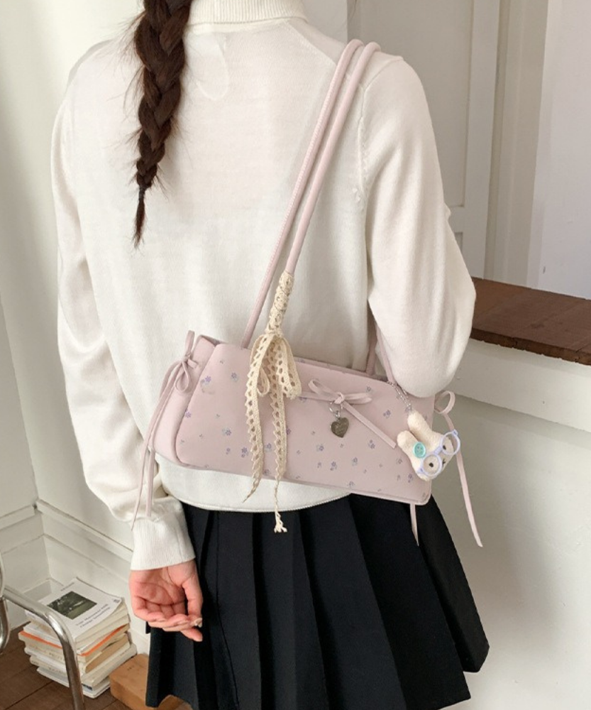 Célisse Slim Shoulder Bag