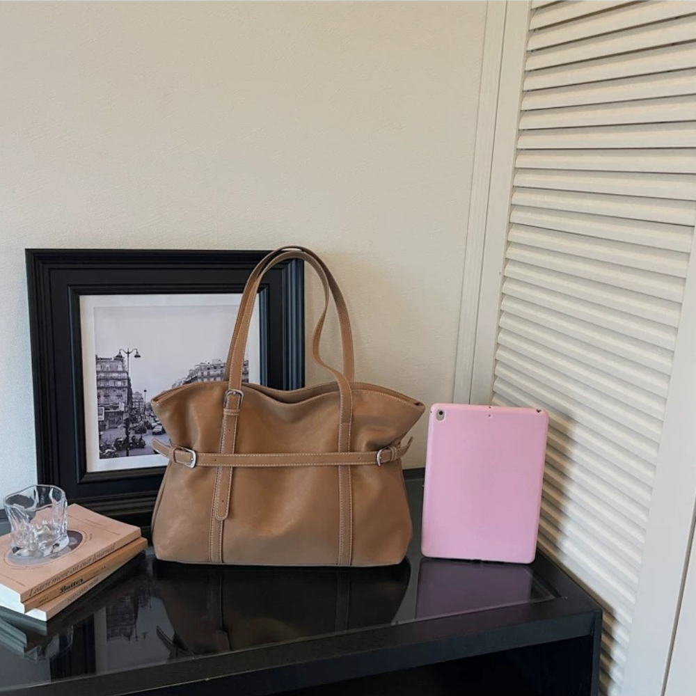 Orika Shoulder Bag