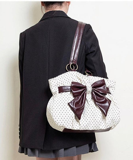 Shopper mit Ganache-Pünktchen