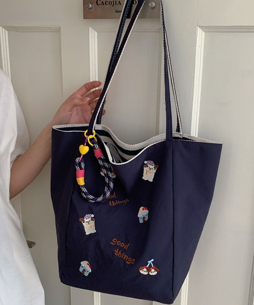 Fioratta Embroidered Tote Bag