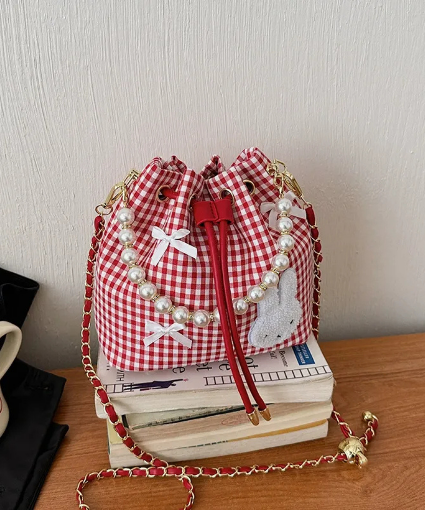 Quenra Bucket Bag