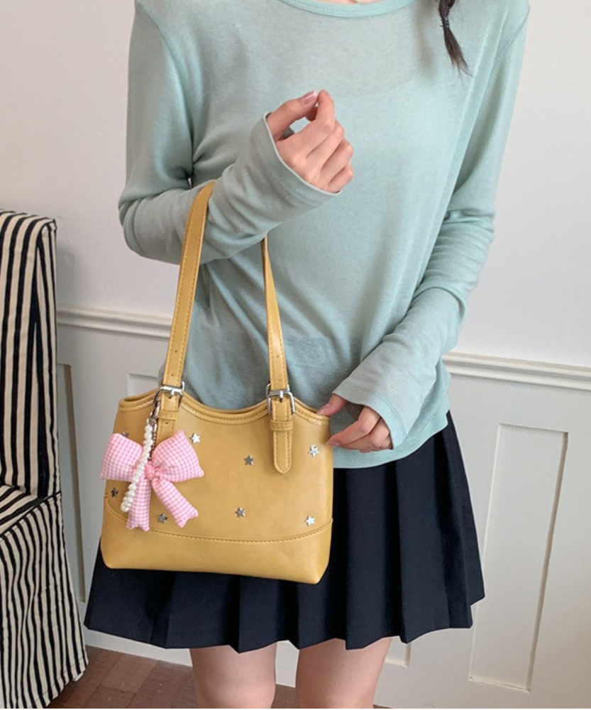 Perlisa Bow Charm Shoulder Bag