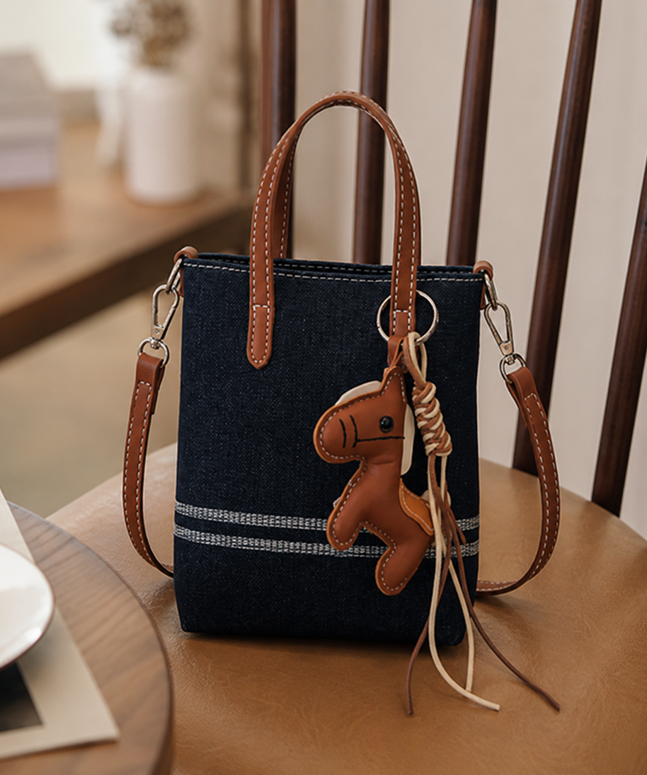 Torenne Horse Charm Phone Bag