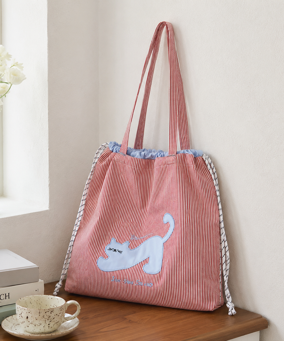 Zephyra Cat Patch Tote Bag