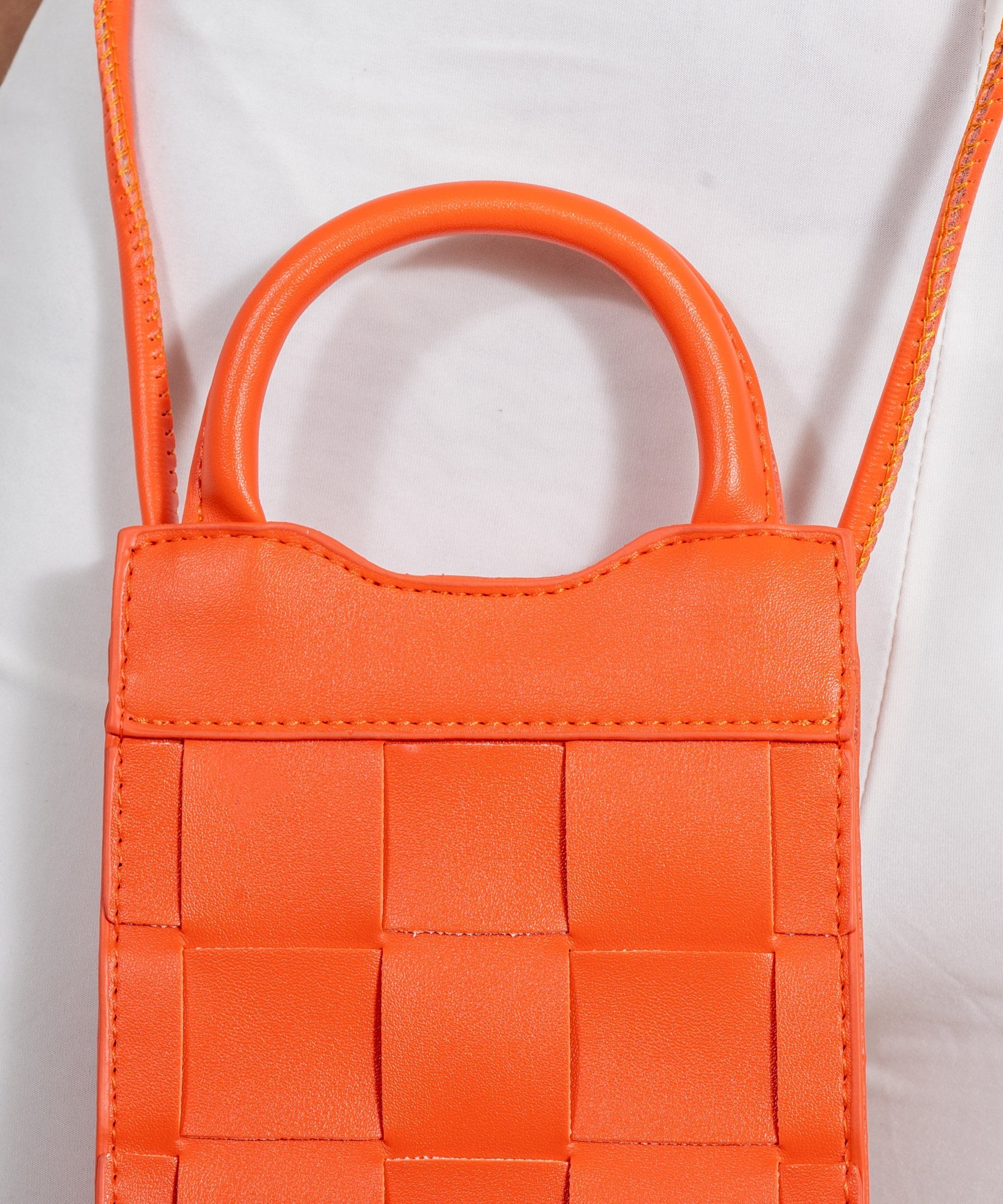 Calicé Crossbody Phone Bag