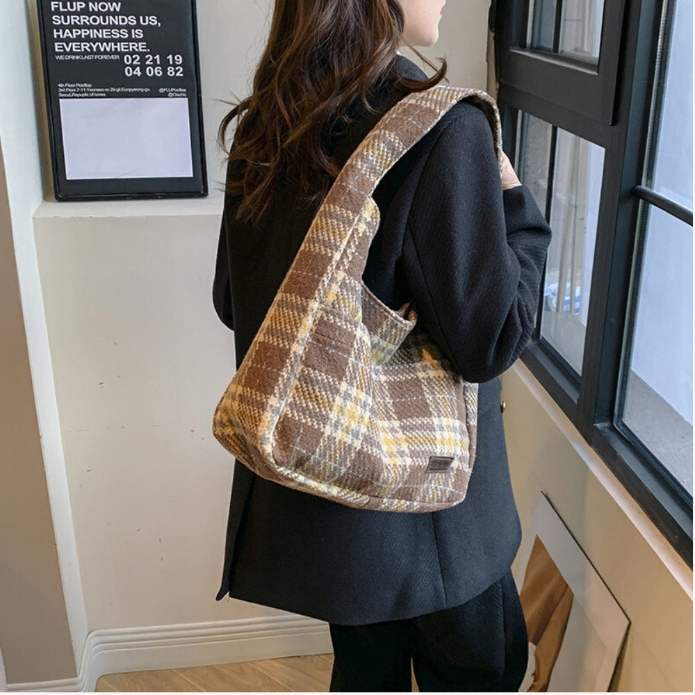 Felia Vegan Leather Hobo Bag