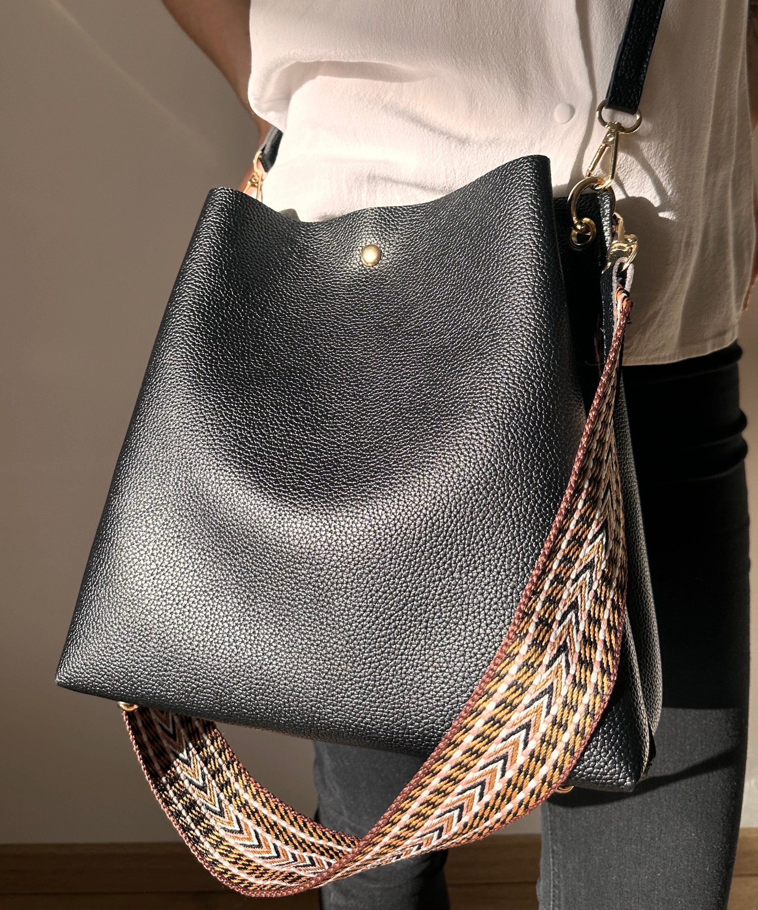 Léonore Vegan Leather Crossbody Bucket Bag