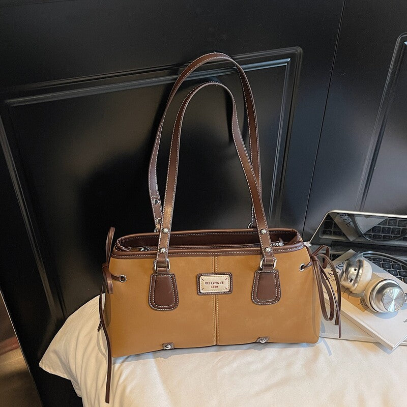 Camden Vintage Contrast-Stitch Tote Bag