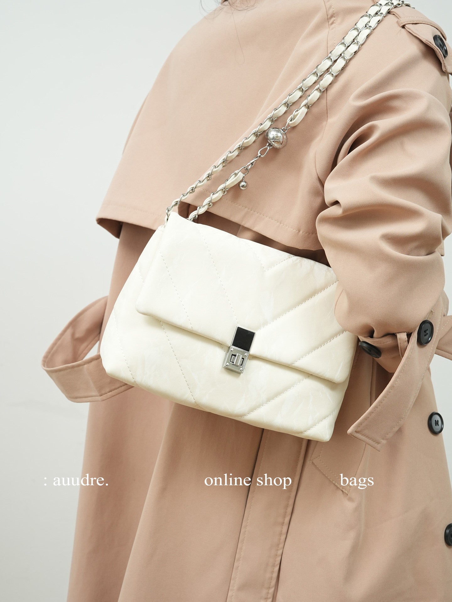 Marshmallow Chain Bag — Quilted