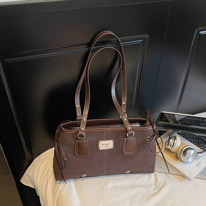 Camden Vintage Contrast-Stitch Tote Bag