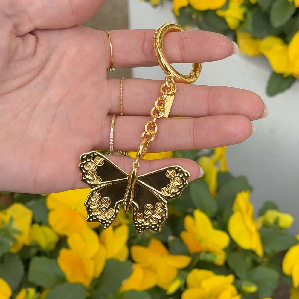 Golden Butterfly | Poetische Flügel