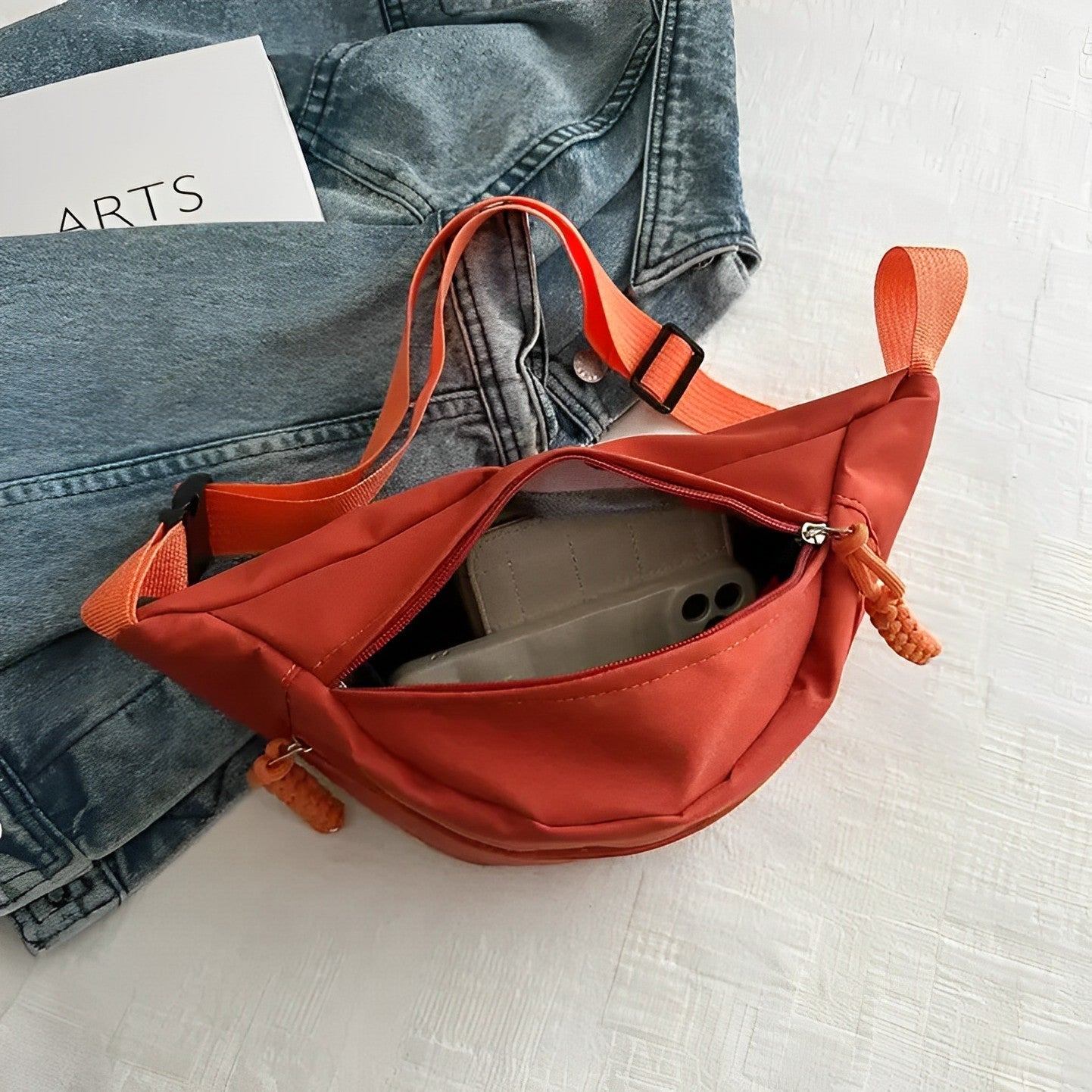 Jauda Crossbody Belt Bag