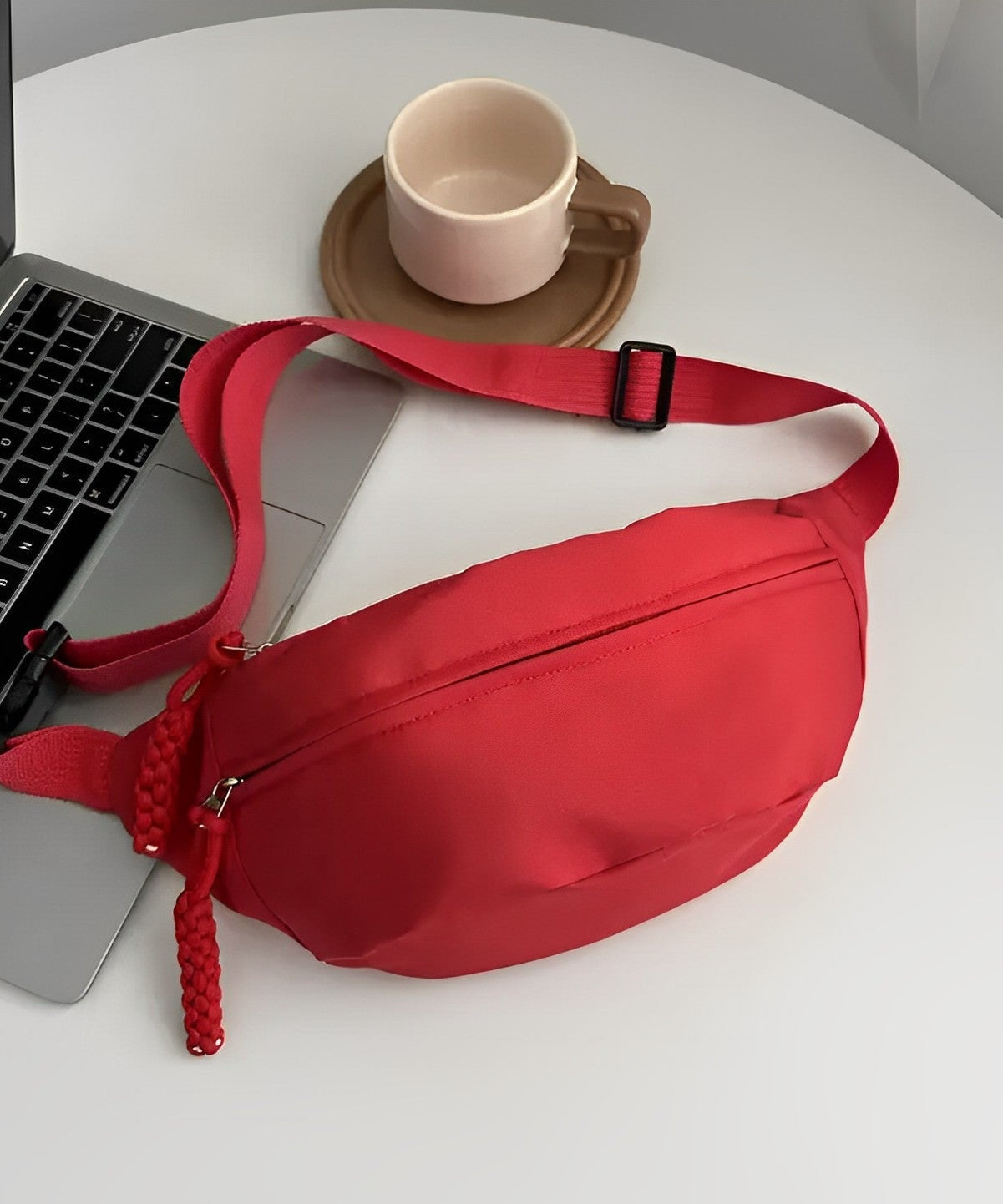 Jauda Crossbody Belt Bag