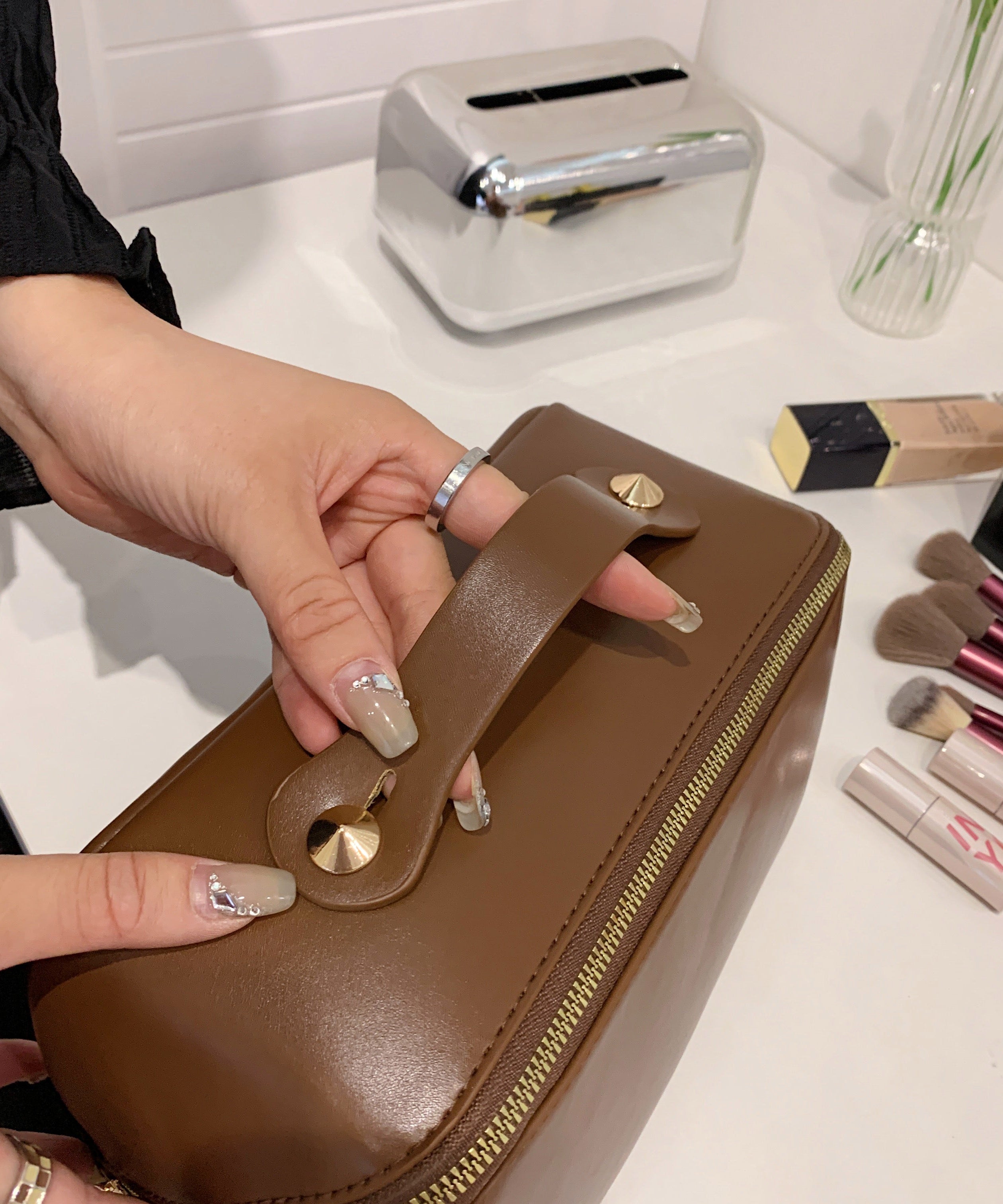 Tinélle Makeup Pouch