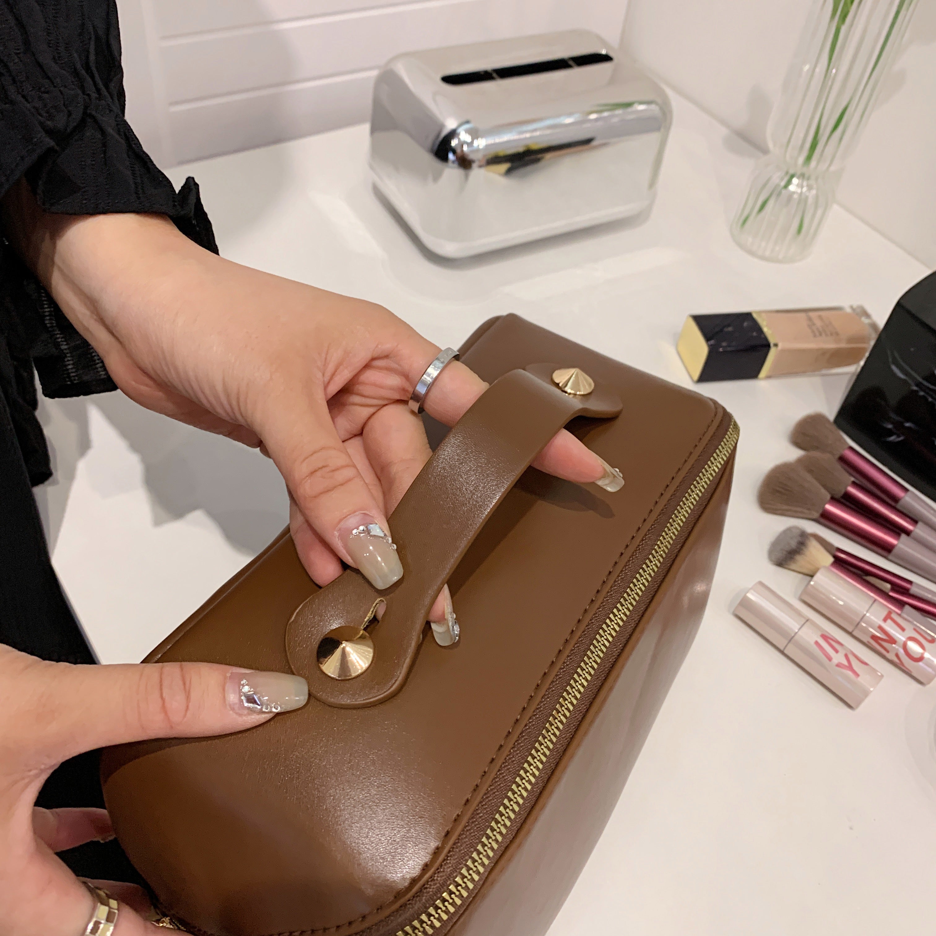 Tinélle Makeup Pouch