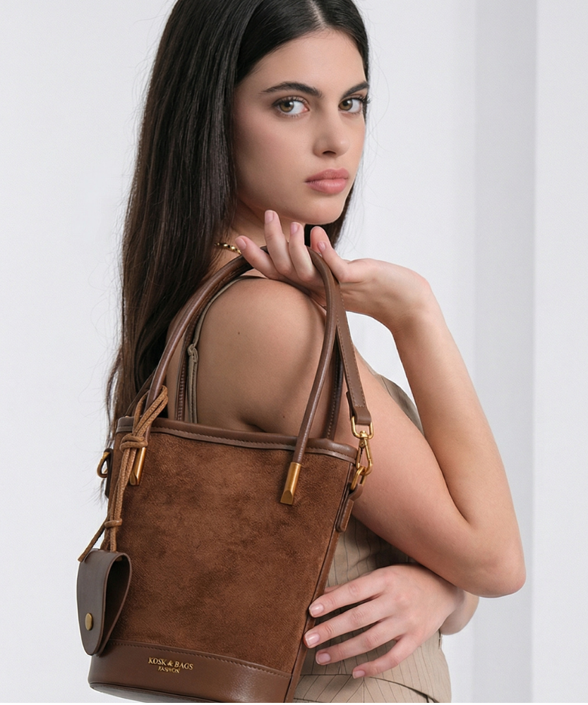 Évora Suede-Look Bucket Bag