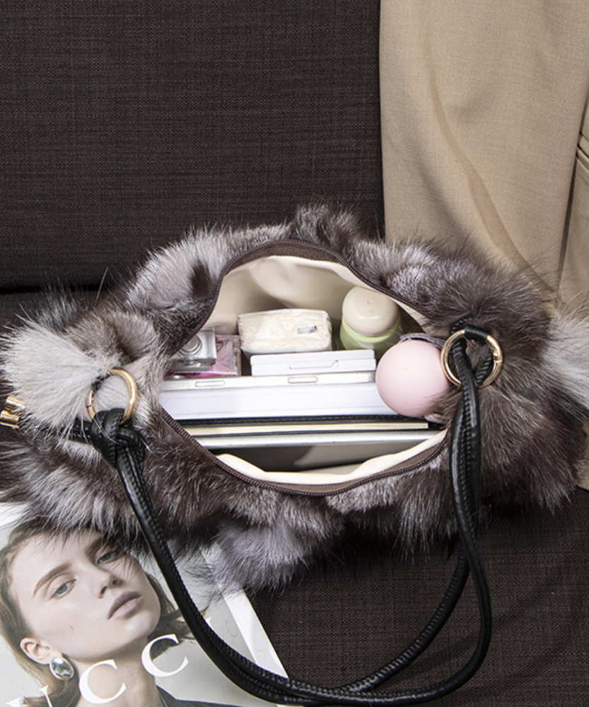 Auvréa Plush Fur Shoulder Bag