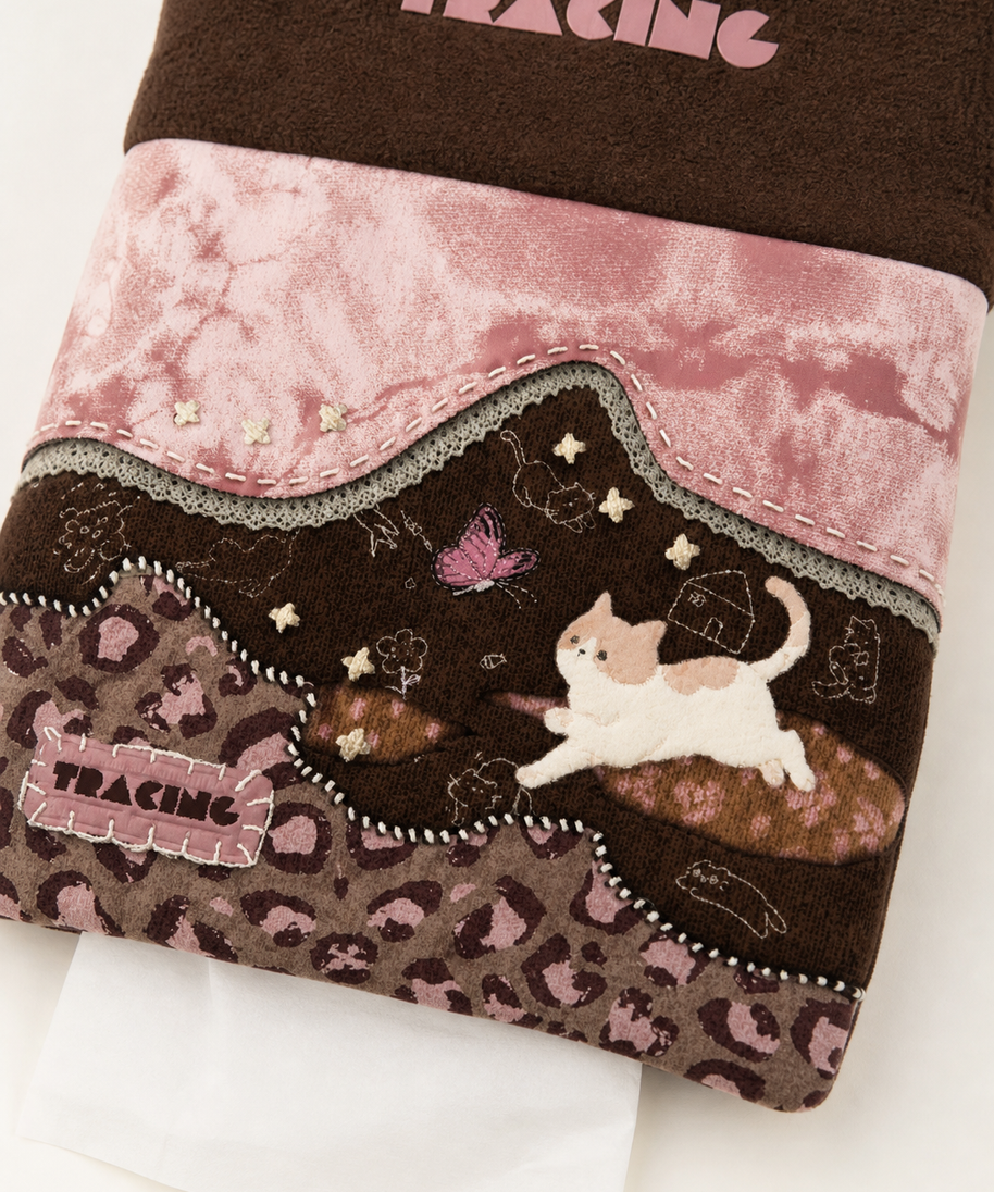 Cocoa Kitten Hanging Tissue Cover — artwork detail