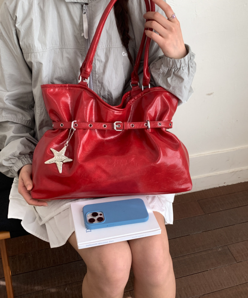 Eliré Oversized Shoulder Bag