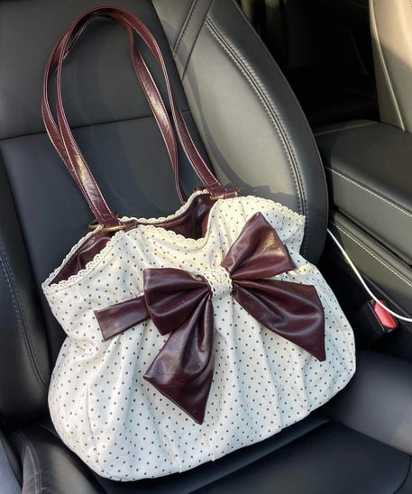 Shopper mit Ganache-Pünktchen