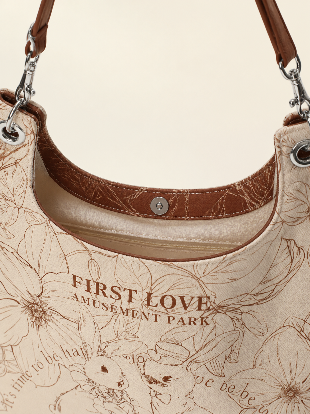 First Love Garden Canvas Shoulder Bag — opening detail