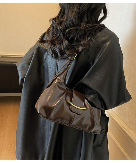 Meddréa Glossy Shoulder Bag