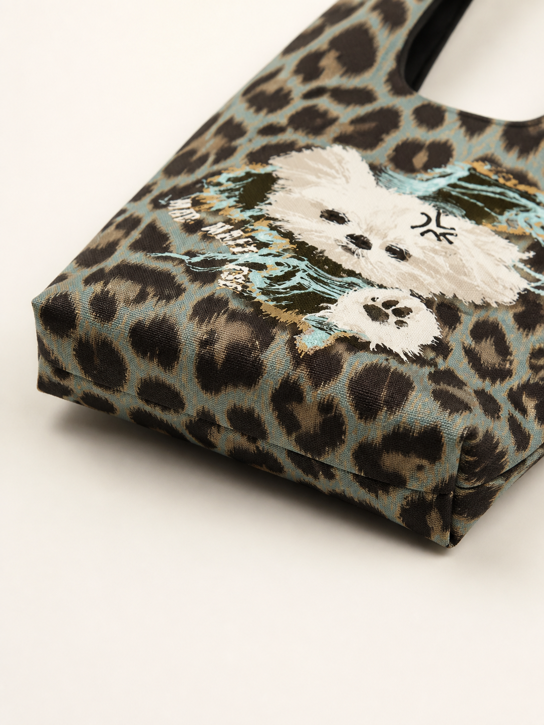 Knockout Canvas Shoulder Bag — base detail