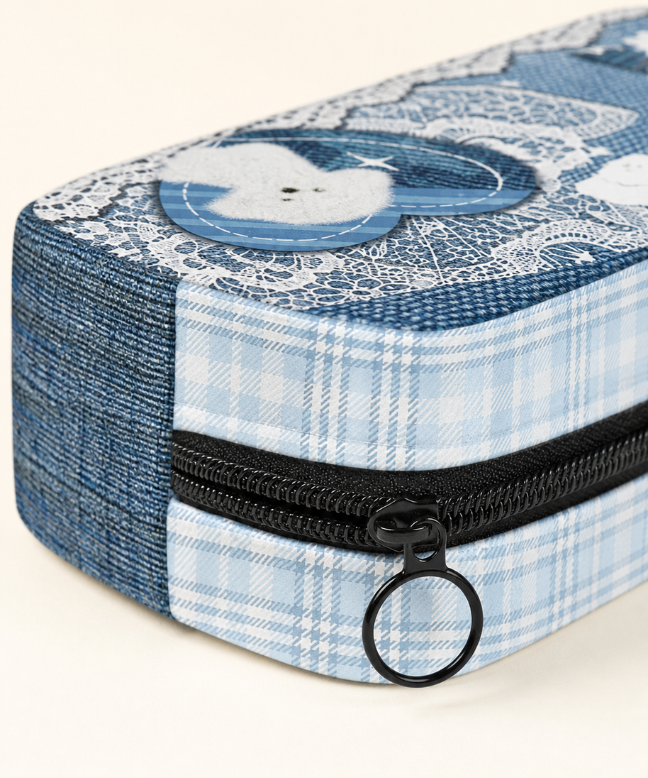 Lace Puppy Canvas Flat Pencil Case — zipper detail